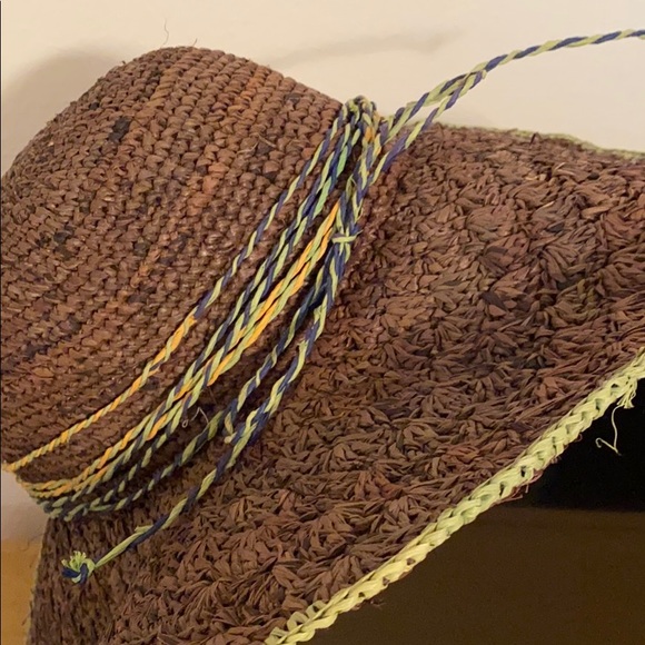 Floppy hat - Picture 2 of 4